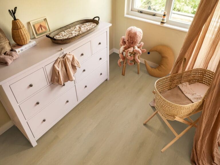 7513 - Light Oak