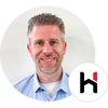Specialist Michel bij Hofmans at Home in Cuijk, onderdeel van het team in de grootste showroom van Nederland.