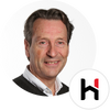Specialist Nico bij Hofmans at Home in Cuijk, onderdeel van het team in de grootste showroom van Nederland.
